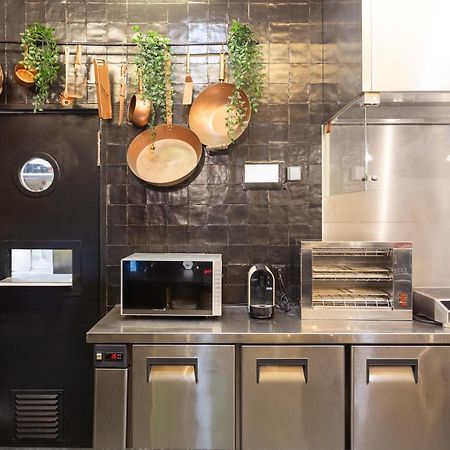 C&F Hostel Порту Екстер'єр фото